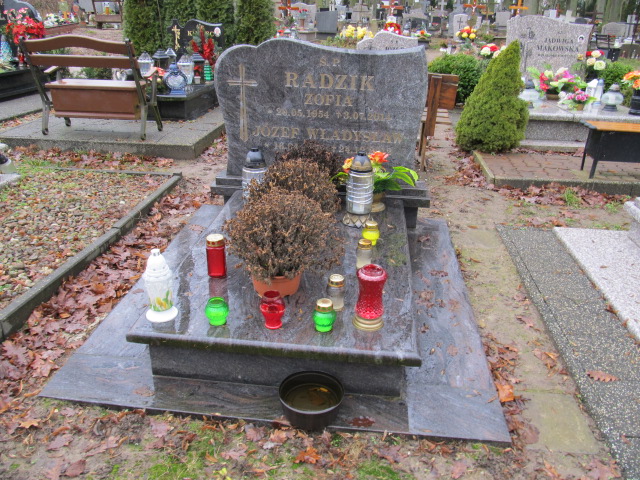 Grób Józef Władysław Radzik