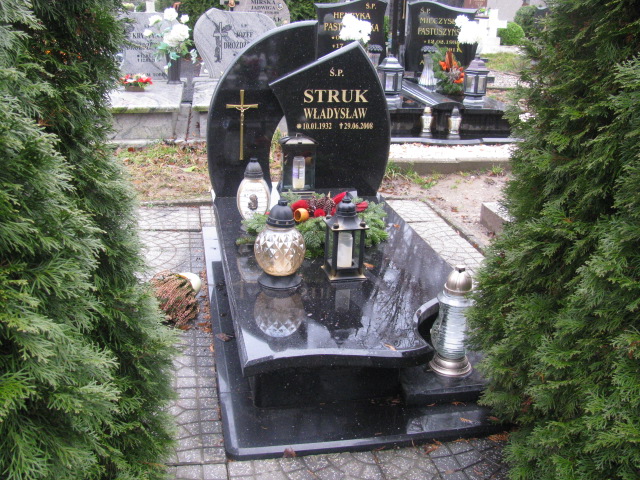 Grób Władysław Struk