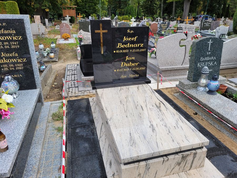 Grób Józef Bednarz
